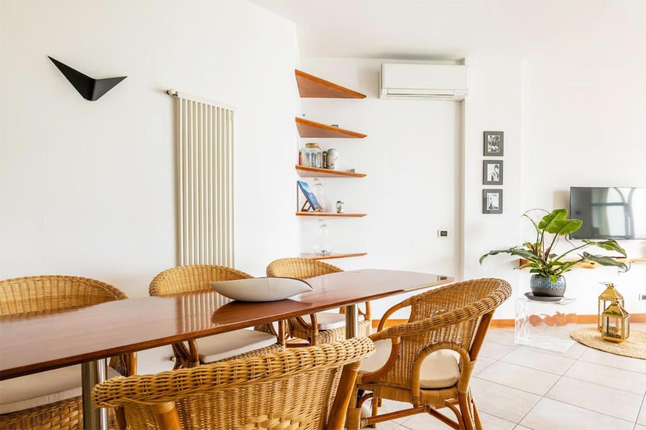 شقة Terrace On The Lake Oliveto Lario المظهر الخارجي الصورة